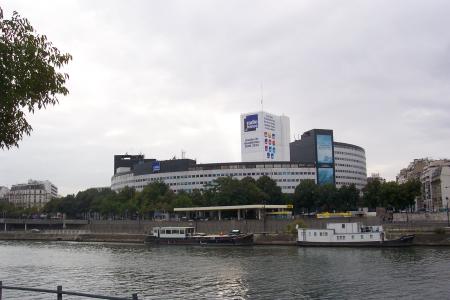 Maison de la Radio, à Paris ( Radio France) )
